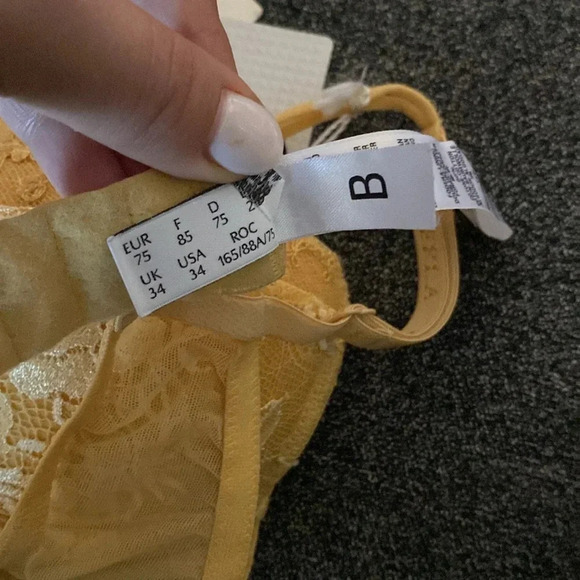 NWT LA PERLA Maharani Gold Lace Push Up Bra size 34B - Picture 5 of 5
